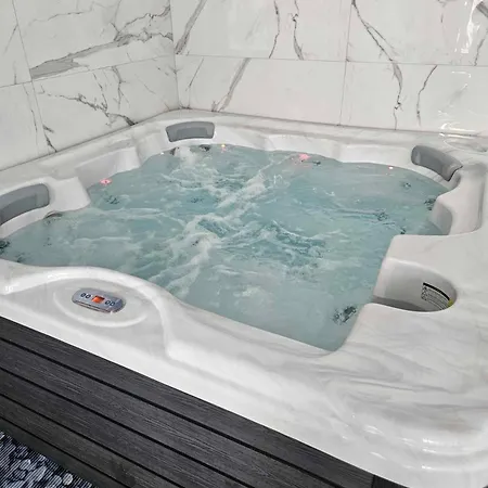 Apartman Opatija Khalli Apartman 4 Stars With Private Pool And Jacuzzi Rukavac