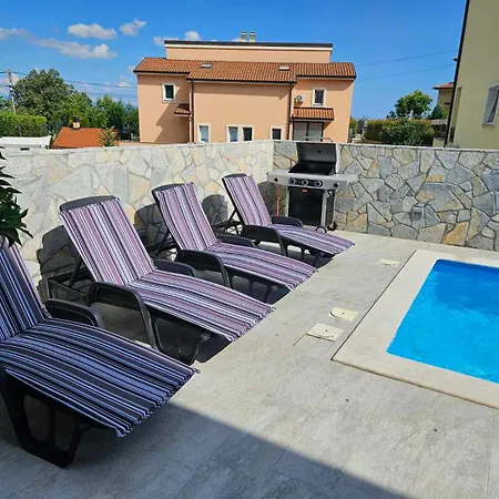 Opatija Khalli Apartman 4 Stars With Private Pool And Jacuzzi * Rukavac