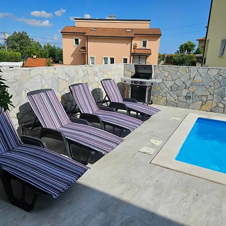 Khalli 4 Stars With Pool And Jacuzzi Near Opatija