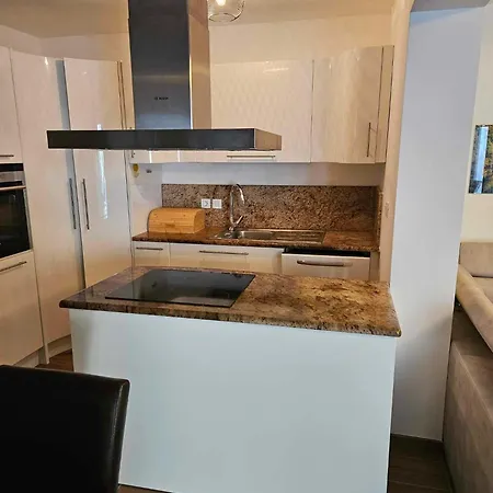 Khalli 4 Stars With Pool And Jacuzzi Near Opatija Apartman