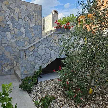 Apartman Khalli 4 Stars With Pool And Jacuzzi Near Opatija Rukavac
