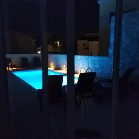 Opatija Khalli Apartman 4 Stars With Private Pool And Jacuzzi * Rukavac (Primorje-Gorski Kotar)