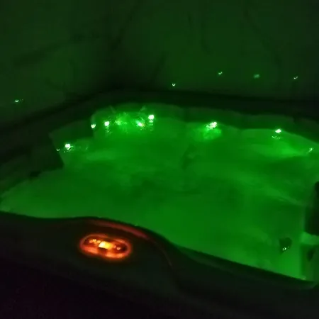 Khalli 4 Stars With Pool And Jacuzzi Near Opatija Apartman *