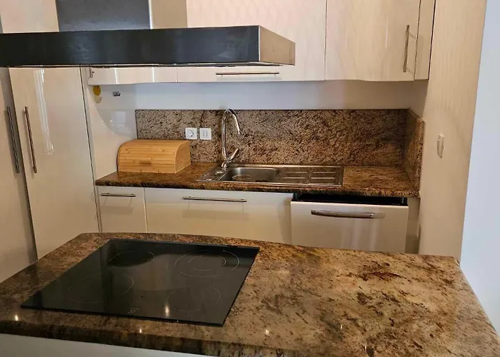 Apartman Khalli 4 Stars With Private Pool And Jacuzzi Near Opatija