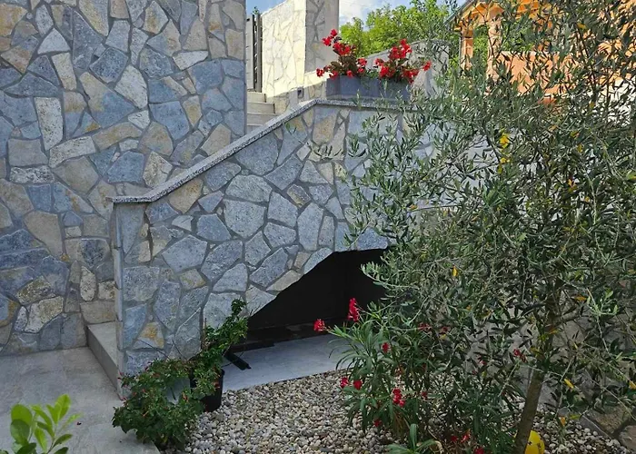 Apartman Khalli 4 Stars With Private Pool And Jacuzzi Near Opatija Rukavac