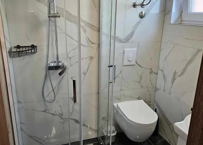 Apartmán Khalli 4 Stars With Private Pool And Jacuzzi Near Opatija *