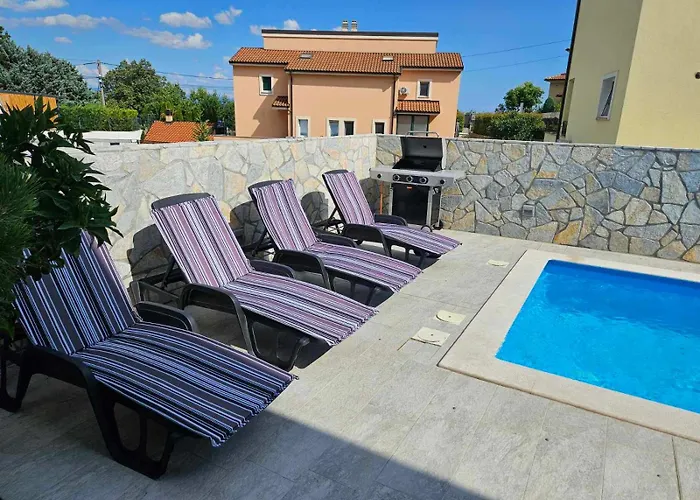 Khalli 4 Stars With Private Pool And Jacuzzi Near Opatija * Rukavac (Primorje-Gorski Kotar)